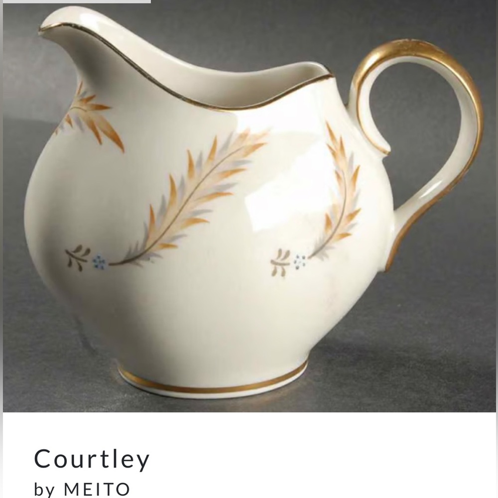 Vintage Meito Norleans China Courtley Cream Pitcher